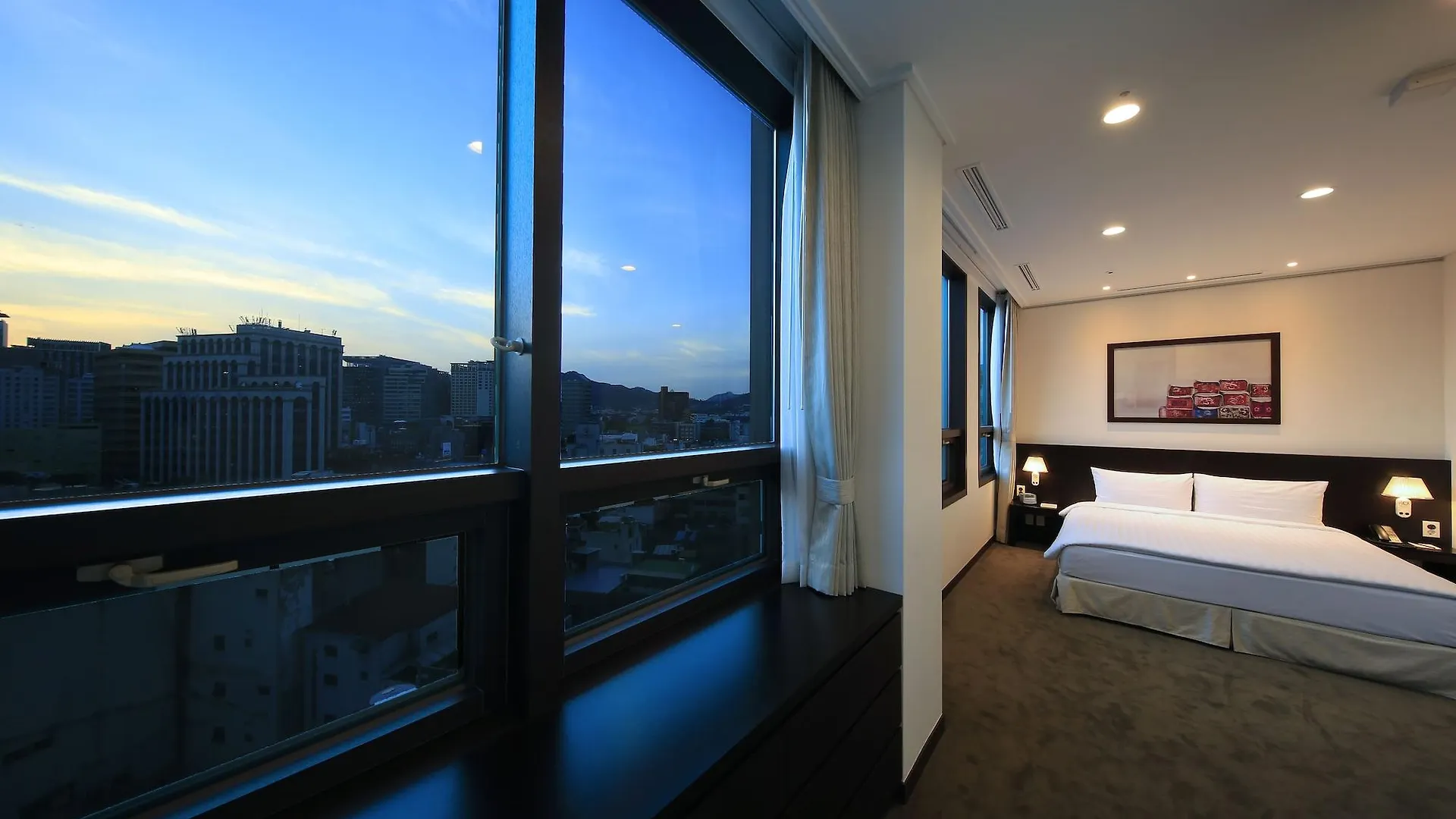 Orakai Insadong Suites Seoul South Korea