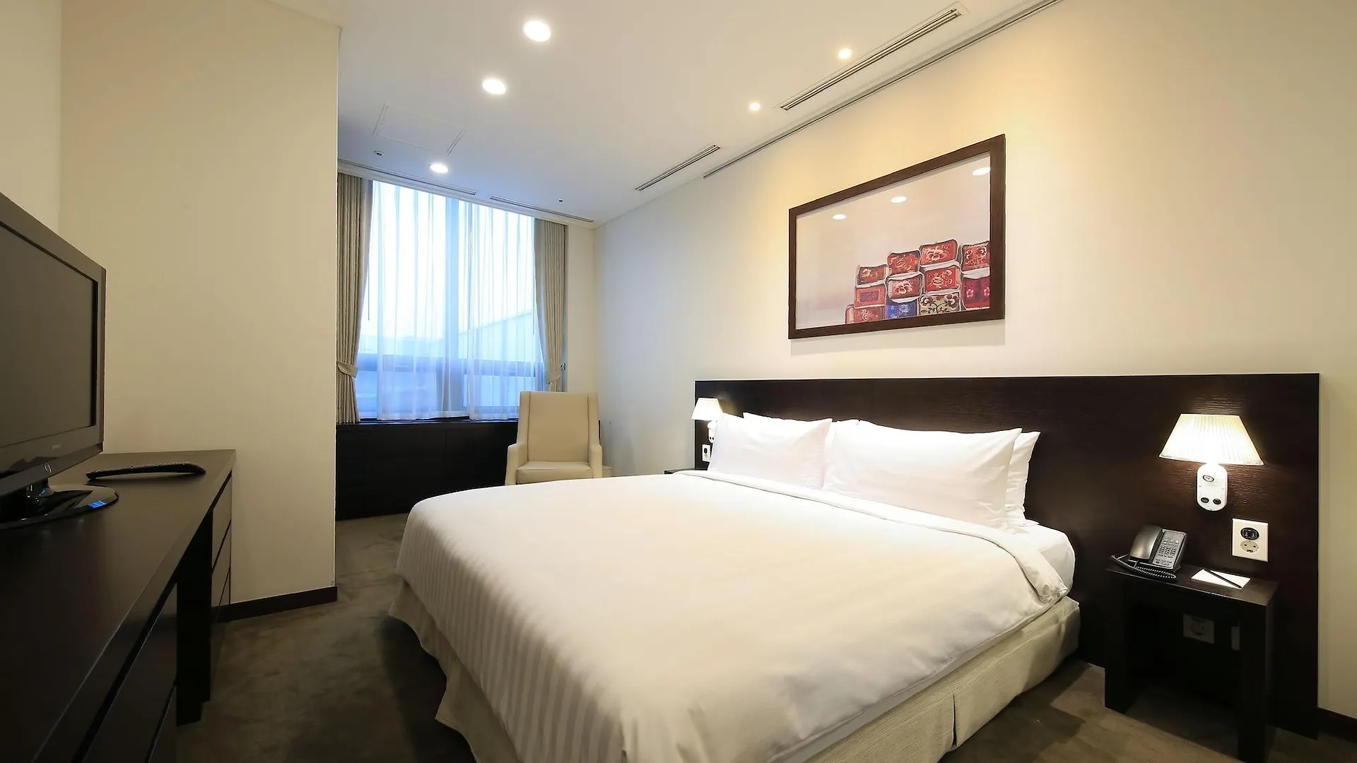 Orakai Insadong Suites Seoul