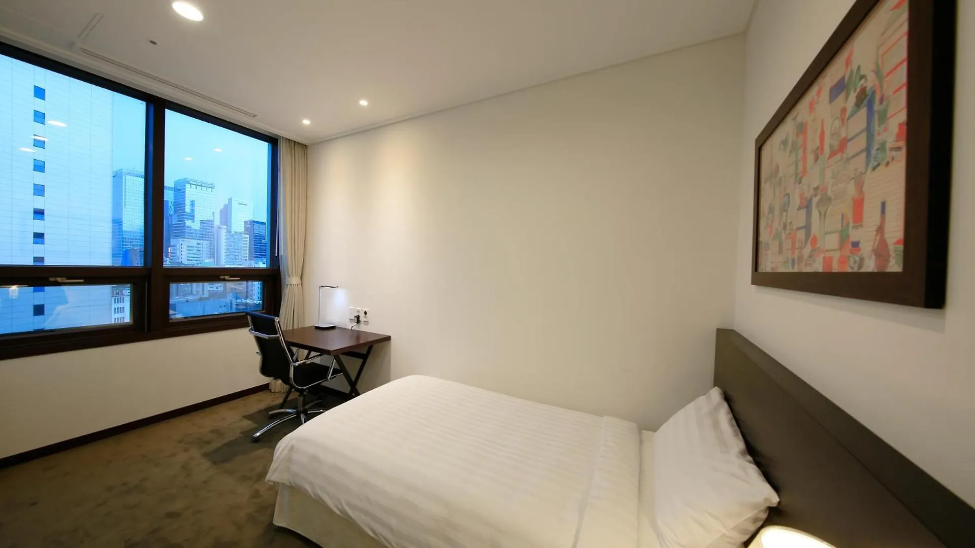Orakai Insadong Suites Seoul Aparthotel